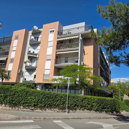 Luxury Lullu Apartmán *